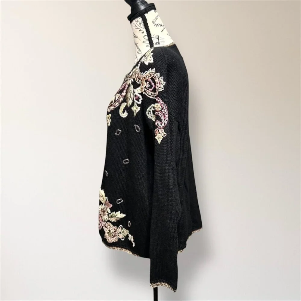 Heirloom Collectibles L Black Floral Embroidered Cardigan Boho Cottage Y2K NWT - Picture 4 of 7